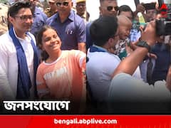 জনসংযোগে বেরিয়ে ভিড়ে মিশে গেলেন অভিষেক, কোলে তুলে নিলেন শিশুকে, মেটালেন সেলফি-র আবদারও