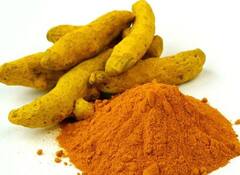 Turmeric : हिंगोलीत बाजार समितीत हळदीची आवक वाढली