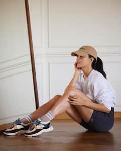 Jacqueline Fernandez Photos: అద్దం ముందు రక్కమ్మ ఫోజులు చూశారా!