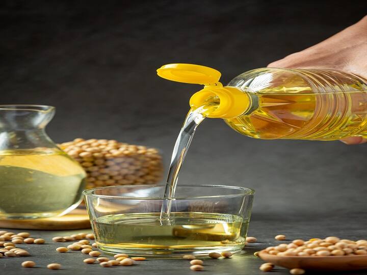 edible oils price have come down very low in the country Food Oil Rates: विदेशी तेलों के आगे देसी तेलों के दाम धड़ाम, कितने गिर गए हैं भाव?