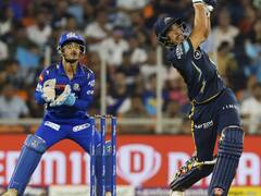 गुजरात के इस खिलाड़ी के पिता चलाते हैं जूतों की दुकान, बेटे ने मुंबई इंडियंस के गेंदबाजों के छुड़ाए पसीने