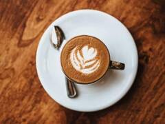 શું ઉનાળામાં કોફી પીવી ખતરનાક છે? શું તેનાથી સ્વાસ્થ્ય પર ખરાબ અસર પડે છે? જાણો શું કહે છે નિષ્ણાતો