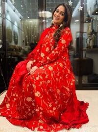 दीपिका को आखिर क्यों कहा जा रहा है फेक?