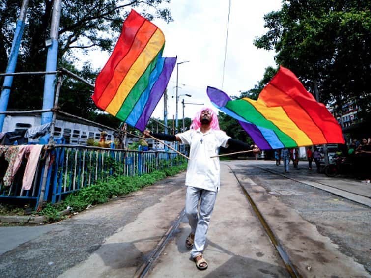 'Growing Old. Hope To See Legal Stamp On Rainbow Marriages...' Parents Of LGBTQIA+ Members Write To CJI 'Growing Old. Hope To See Legal Stamp On Rainbow Marriages...' Parents Of LGBTQIA+ Members Write To CJI