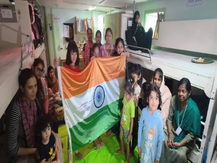 People being evacuated are shown in the photo holding an Indian flag. The regular army and the main paramilitary force, the Rapid Support Forces (RSF), are both involved in the conflict. This situation has increased the likelihood of a civil war erupting across the country. (Image Source: Indian Navy)