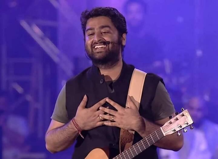 अरिजित सिंह 'आशिकी 2' या सिनेमातील 'तुम ही हो' या गाण्यामुळे रातोरात स्टार झाला.