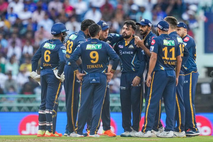 நடப்பு சாம்பியனான குஜராத் அணி இந்த தொடரில் இதுவரை 6 போட்டிகளில் விளையாடி 4 போட்டிகளில் வெற்றி பெற்றுள்ளது.