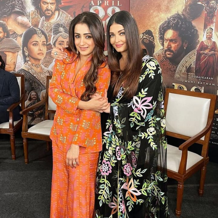 த்ரிஷா, குந்தவை மற்றும் நந்தினி என இந்த புகைப்படத்தை தனது இன்ஸ்டா பக்கத்தில் சமீபத்தில் பதிவிட்டிருந்தார்.