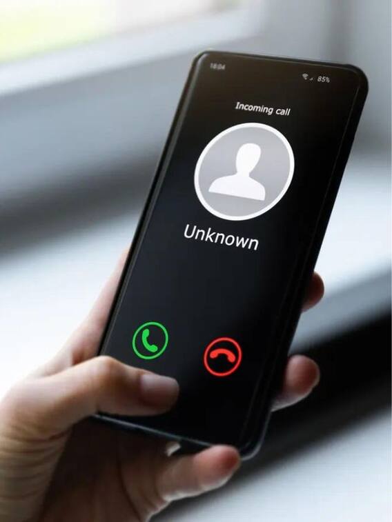 1 मई से बदल जाएंगे Call और SMS के नियम