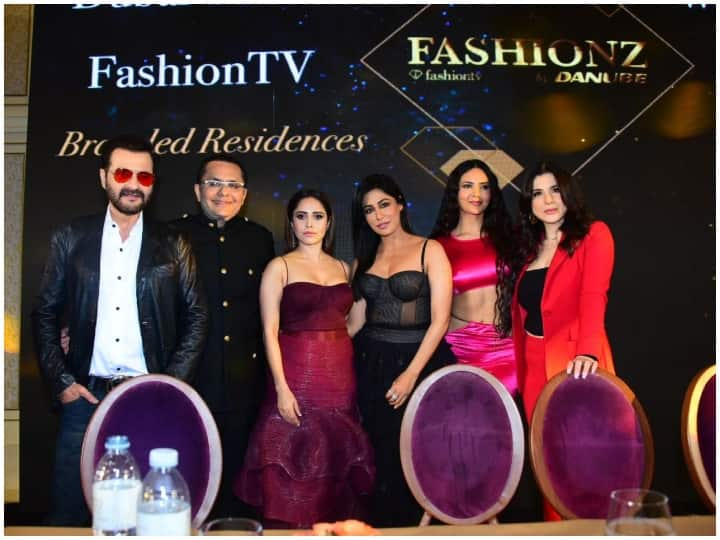 Danube fashionz : प्राइवेट डेवलपर डेन्यूब प्रॉपर्टीज ने मंगलवार को फैशनटीवी के साथ पार्टनरशिप में अल्ट्रा-लक्ज़री टावर फ़ैशनज़ का लॉन्च किया. दुबई में हुए इस इवेंट में बॉलीवुड के कई सितारे नजर आए.