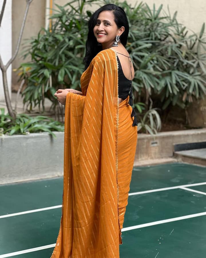 'రాజా మీరు కేక', 'MLA' సినిమాల్లో నటించింది లాస్య.