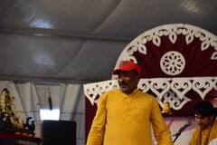 Dhirendra Krishna Shastri News: हिन्दू राष्ट्र पर धीरेंद्र शास्त्री बोले- '40 करोड़ हिंदू अगर रोज मस्तिष्क पर तिलक लगाने लगा तो...'