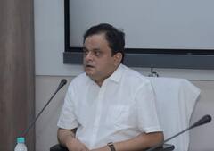 রাজ্যপালের সঙ্গে ফের সংঘাতে শিক্ষামন্ত্রী