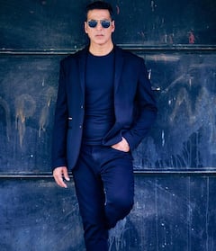 SRK से लेकर Akshay Kumar तक, बॉलीवुड के कई हैंडसम हंक हैं शानदार शेफ, लजीज डिशेज बनाने में हैं एक्सपर्ट