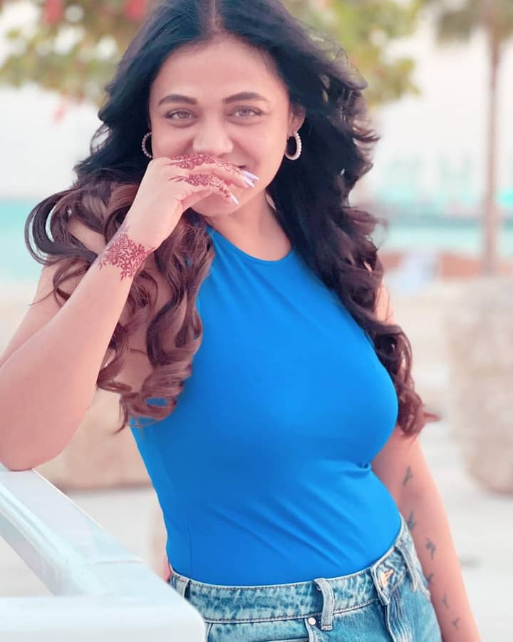 ‘माझी तुझी रेशीम गाठ’ या मालिकेमधून प्रार्थना प्रेक्षकांच्या भेटीस आली.