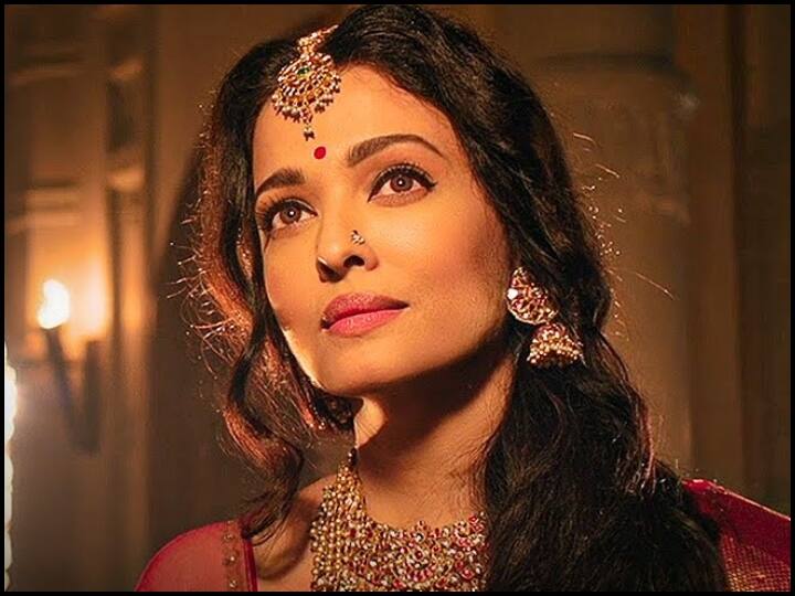 ponniyan selvan 2 Fame Aishwarya Rai Bachchan Schooling Higher Education Qualification and Drop Out College See Full Report कितनी पढ़ी लिखी हैं Aishwarya Rai Bachchan? पोन्नियन सेल्वन 2 में जल्द आयेंगी नज़र