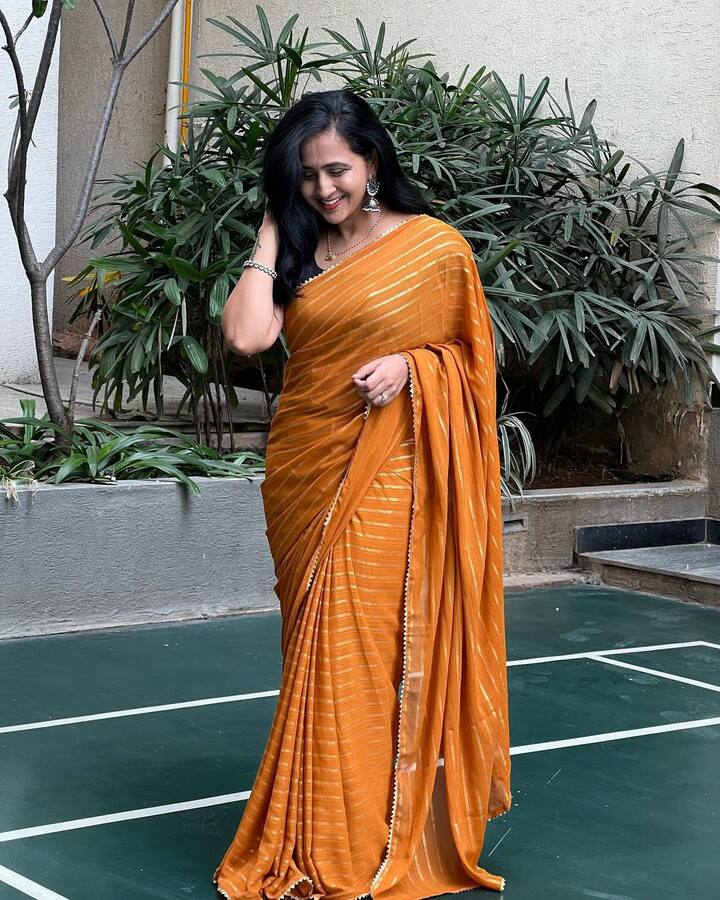 లాస్య పూర్తి పేరు చిల్లెలే లాస్య అభిమని.
