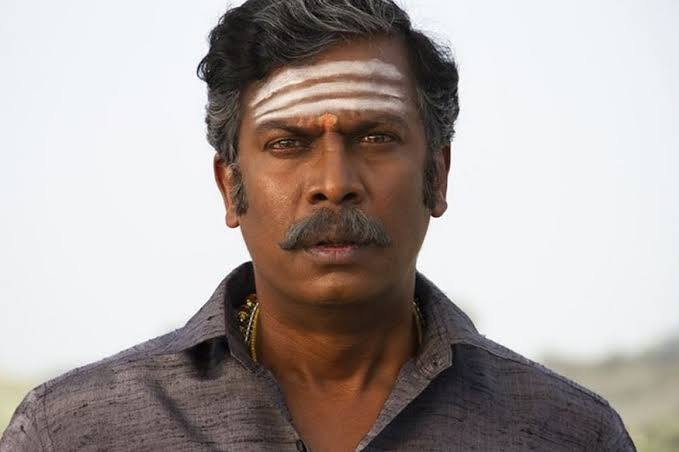 கிடைக்கிற வாய்ப்பை சரியா பயன்படுத்திக்கிட்டா உன் வாழ்க்கைக்கு நீ முதலாளி மிஸ் பண்ணிட்ட இன்னொருத்தனோட வாழ்க்கைக்கு கடைசி வரைக்கும் நீ தொழிலாளி.
