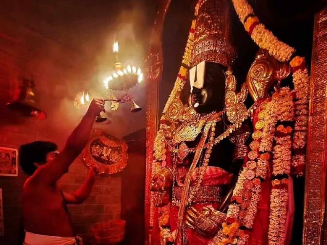 Tirumala Updates: Wednesday Pooja Details For Sri Venkateshwara Swamy |  Tirumala Darshan: బుధవారం రోజు ఆ సేవను టీటీడీ రద్దు చేసేందుకు కారణం ఇదే