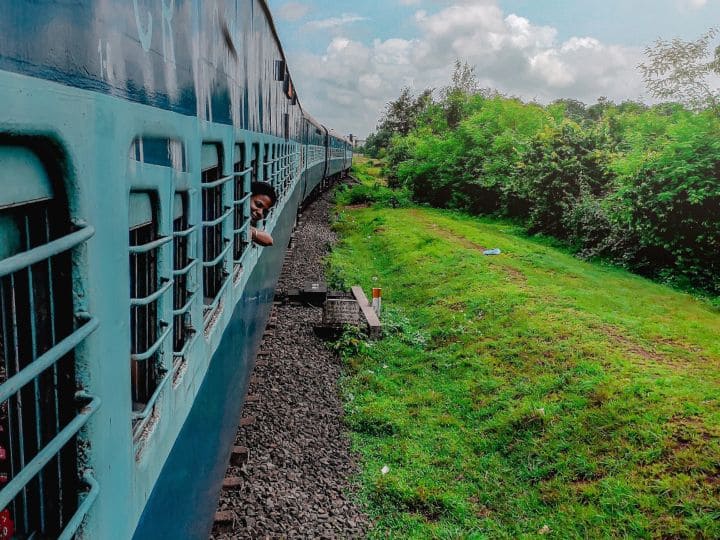 Indian Railways Regular train services started between Rewa and Itwari see full time table ANN Indian Railways: रीवा-इतवारी के बीच नई ट्रेन की नियमित सेवाएं शुरू, यहां देखें पूरा टाइम टेबल