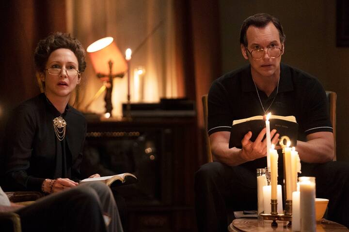 உள்ளூர் சிவி, அருந்ததி, முனி போன்ற படங்களை பார்த்த தமிழ் ரசிகர்களின் கண்களுக்கு பொன்னாக அமைந்தது தி கான்ஜுரிங்.