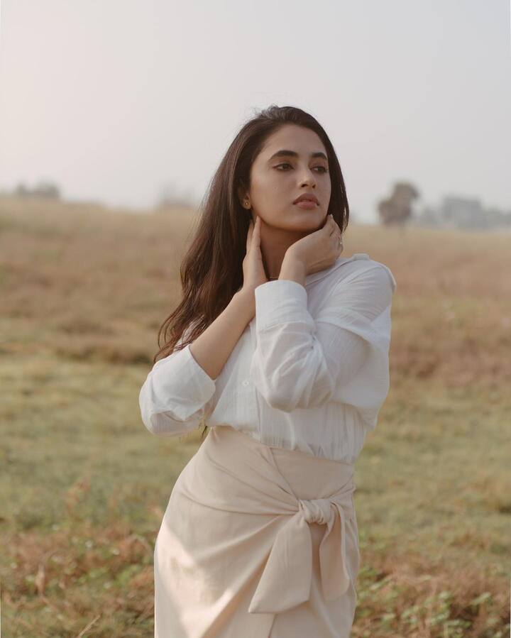 త‌మిళంలో మంచి అవ‌కాశాలే వ‌స్తున్నా.. తెలుగులో మాత్రం ప్రియాంకకు పెద్దగా అవకాశాలు రావడం లేదు.Photo credit: Priyanka Mohan/instagram