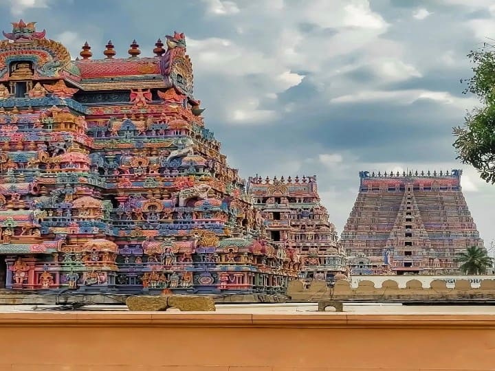 गजब ! बेहद यूनिक है भारत का ये मंदिर, अंदर से इतना विशाल कि वेटिकन सिटी जैसा शहर बस जाए, जानें फैक्ट्स