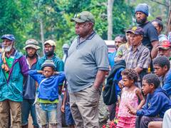 आबादी घटने पर कई देश परेशान क्यों हो जाते हैं? क्या इससे भी कुछ नुकसान होता है?