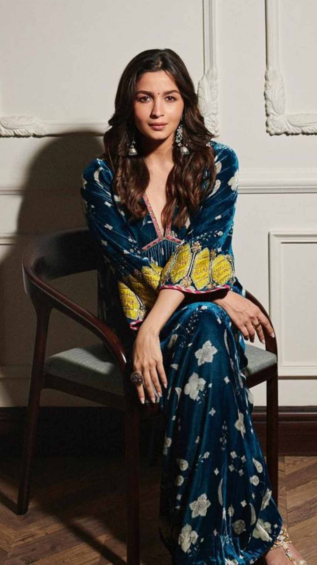 लेकिन आज हम उनकी फिल्मों के बारे में नहीं बल्कि एजुकेशन से रिलेटेड बातें जानेंगे