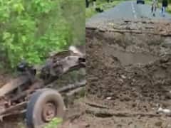 ఛత్తీస్‌గఢ్‌లో మావోయిస్టుల ఘాతుకం, మందుపాతర దాడిలో డ్రైవర్ సహా 10 మంది పోలీసుల మృతి