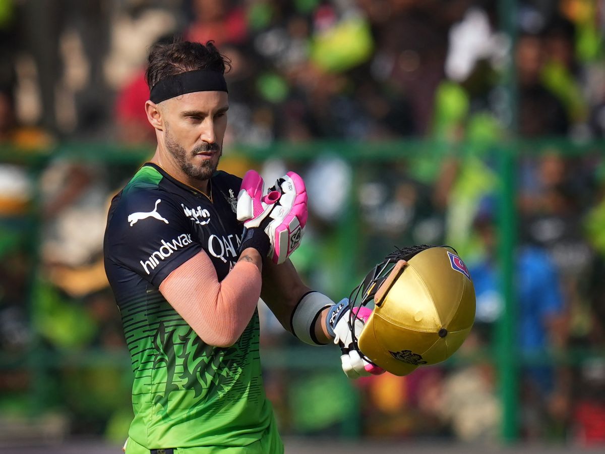 Ee Sala Cup Nahi':RCB Faf du Plessis makes hilarious blunder; Virat Kohli's  reaction goes viral IPL 2023