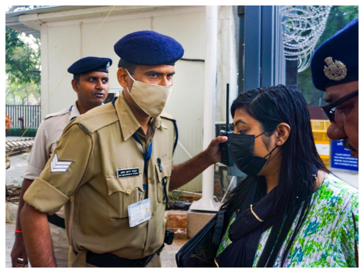 TMC Leader Anubrata Mondal's Daughter Sukanya Arrested By ED In Cattle ...