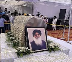 Parkash Singh Badal Death: ਗਮ ‘ਚ ਡੁੱਬਿਆ ਬਾਦਲ ਪਰਿਵਾਰ, PM ਮੋਦੀ ਨੇ ਦਿੱਤੀ ਸਾਬਕਾ ਮੁੱਖ ਮੰਤਰੀ ਸਰਦਾਰ ਪ੍ਰਕਾਸ਼ ਸਿੰਘ ਬਾਦਲ ਨੂੰ ਸ਼ਰਧਾਂਜਲੀ, ਦੇਖੋ ਤਸਵੀਰਾਂ