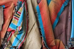 গরমেও স্কার্ফ আপনার স্টাইলিং-এ যোগ করতে পারে এক অন্য় মাত্রা, জানুন কীভাবে