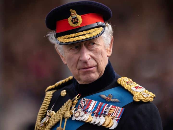 King Charles III: ताजपोशी के बाद किंग चार्ल्स 723 साल पुराने इस सिंहासन पर बैठेंगे...पहनेंगे 2,868 हीरों से बना ताज King Charles III Coronation King Charles will sit on this 723 year old throne will wear a crown made of 2868 diamonds King Charles III: ताजपोशी के बाद किंग चार्ल्स 723 साल पुराने इस सिंहासन पर बैठेंगे...पहनेंगे 2,868 हीरों से बना ताज