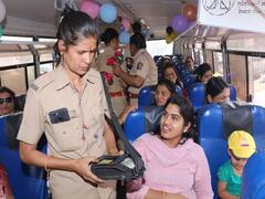 Beed News : बीडच्या जिल्हाधिकाऱ्यांचा आई अन् मुलीसह एसटी बसद्वारे प्रवास