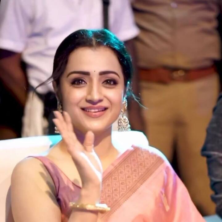 பொன்னியின் செல்வன் படத்தின் நேற்றைய ப்ரமோஷன், திருச்சியில் நடந்தது.