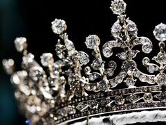 ये हैं दुनिया के सबसे ताकतवर ताज...जिसके सिर पर सजे उसने राज किया