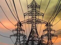 अब बिजली उपभोक्ताओं को चुकानी होगी कम कीमत, केंद्र के इस फैसले से उत्पादन लागत में आई कमी