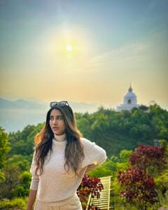 హిమాలయాల్లో ఇస్మార్ట్ బ్యూటీ నభా నటేష్ - అక్కడే ఉండిపోవద్దు!