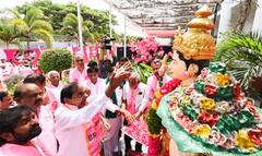 In Pics: తెలంగాణ భవన్‌లో BRS ఆవిర్భావ వేడుకలు, మొత్తం 279 మంది ప్రతినిధులు హాజరు