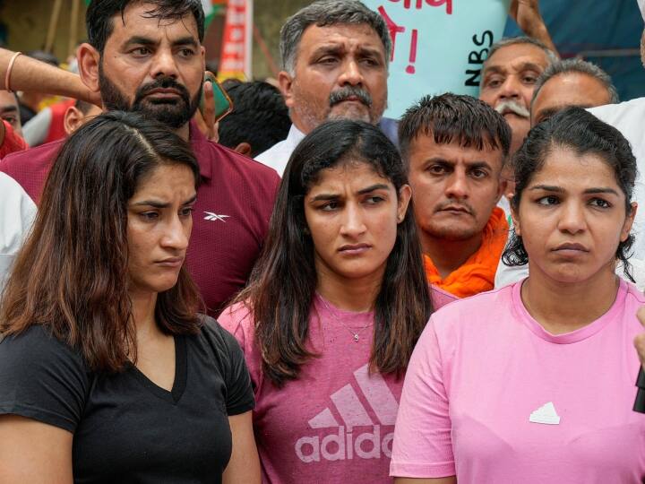Wrestlers Protest: 'भारत की छवि हो रही धूमिल', बोलीं पीटी उषा तो बजरंग पुनिया ने दिया जवाब, अनुराग ठाकुर का भी आया रिएक्शन | बड़ी बातें