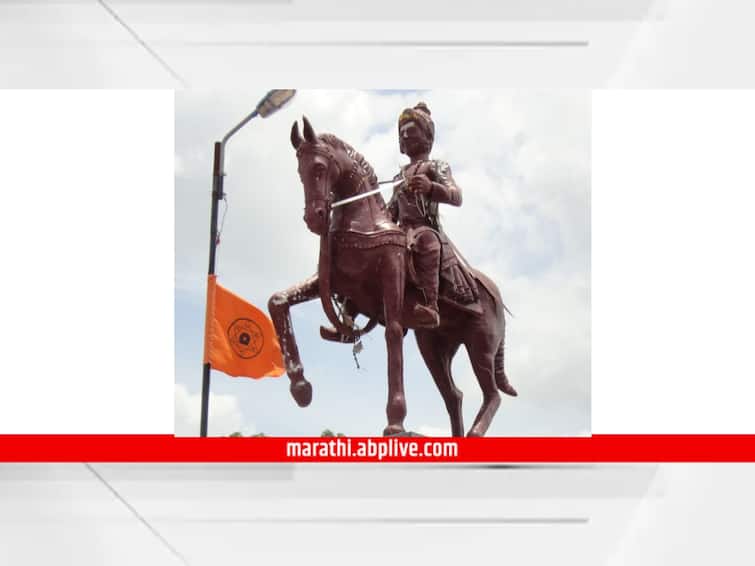 Latur News statue of Mahatma Basaveshwar coming in the highway in Latur will not be shifted Nitin Gadkari assures Latur News : लातूरमधील महामार्गामध्ये येणारा महात्मा बसवेश्वर यांचा पुतळा स्थलांतरित होणार नाही, नितीन गडकरींचं आश्वासन
