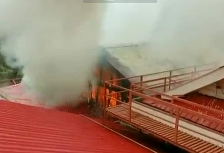 Shimla Hospital Fire Cylinder explosion 250 Evacuated VIDEO Massive Fire Breaks Out At Shimla Hospital, 250 Evacuated. VIDEO