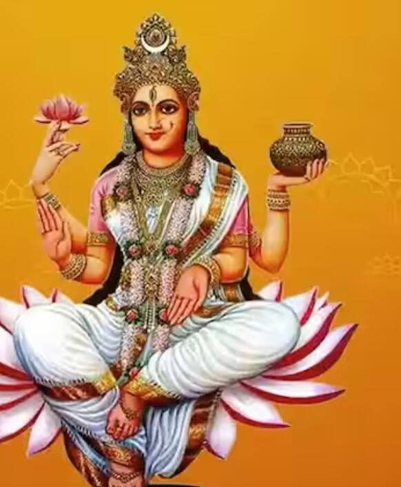 ਵੈਸਾਖ ਮਹੀਨੇ ਦੇ ਸ਼ੁਕਲ ਪੱਖ ਦੀ ਸਪਤਮੀ ਤਿਥੀ ਨੂੰ ਭਾਵ 27 ਅਪ੍ਰੈਲ 2023 ਨੂੰ ਗੰਗਾ ਸਪਤਮੀ ਮਨਾਈ ਜਾਵੇਗੀ। ਇਸ ਦਿਨ ਸਵਰਗ ਲੋਕ ਵਿੱਚ ਬ੍ਰਹਮਾ ਜੀ ਦੇ ਕਮੰਡਲ ਤੋਂ ਮਾਤਾ ਗੰਗਾ ਦਾ ਜਨਮ ਹੋਇਆ ਸੀ। ਇਸ ਦਿਨ ਗੰਗਾ ਦੇ ਜਲ ਵਿੱਚ ਇਸ਼ਨਾਨ ਕਰਕੇ ਅਤੇ ਸ਼ਿਵਲਿੰਗ ਨੂੰ ਅਭਿਸ਼ੇਕ ਕਰਨ ਨਾਲ ਮੋਕਸ਼ ਦੀ ਪ੍ਰਾਪਤੀ ਹੁੰਦੀ ਹੈ।