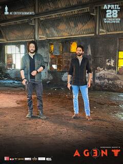 Akhil- Naga Chaitanya: ఒకే ఫ్రేమ్ లో అక్కినేని బ్రదర్స్ అదుర్స్