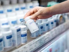 Prebiotics Vs Probiotics: Know What They Are, Their Differences, And Benefits