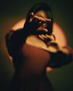 Esther Anil Photos: అవాక్కయ్యారా - మీరు చూస్తున్నది 'దృశ్యం'లో వెంకటేష్ చిన్న కూతురినే!