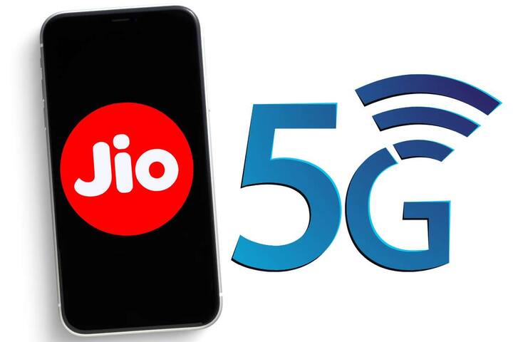 जियो भी अपने ग्राहकों को 5G डेटा ऑफर कर रहा है. जियो का 5G डेटा इस्तेमाल करने के लिए आपके सिम में कम से कम 119 वाला रिचार्ज होना चाहिए.