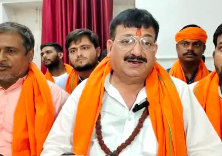 UP Nikay Chunav 2023 BJP rebels can create difficulties in Ayodhya saffron standing in front of lotus ANN UP Nikay Chunav 2023: अयोध्या नगर निगम चुनाव में बीजेपी के लिए मुश्किलें खड़ी करेंगे बागी? जीत नहीं है आसान